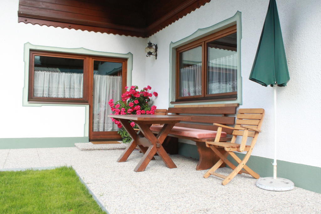 Appartment Leni Langenfeld Exterior photo